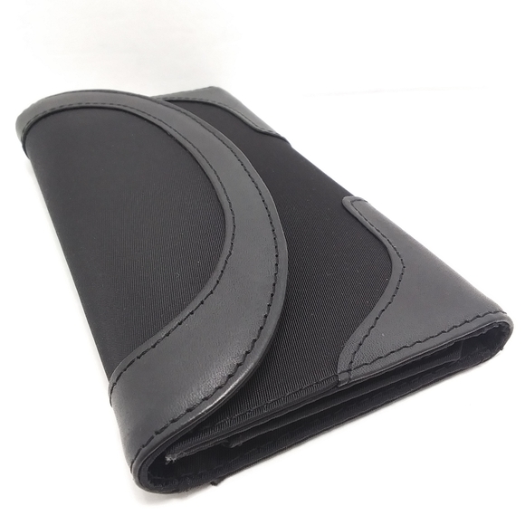 BANANA REPUBLIC Black Nylon & Pleather Wallet Like New - Picture 6 of 12